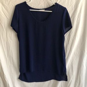 Soprano Scoop Neck T